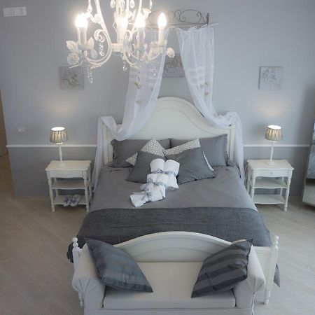 B&B Donna Ada Salerno Buitenkant foto