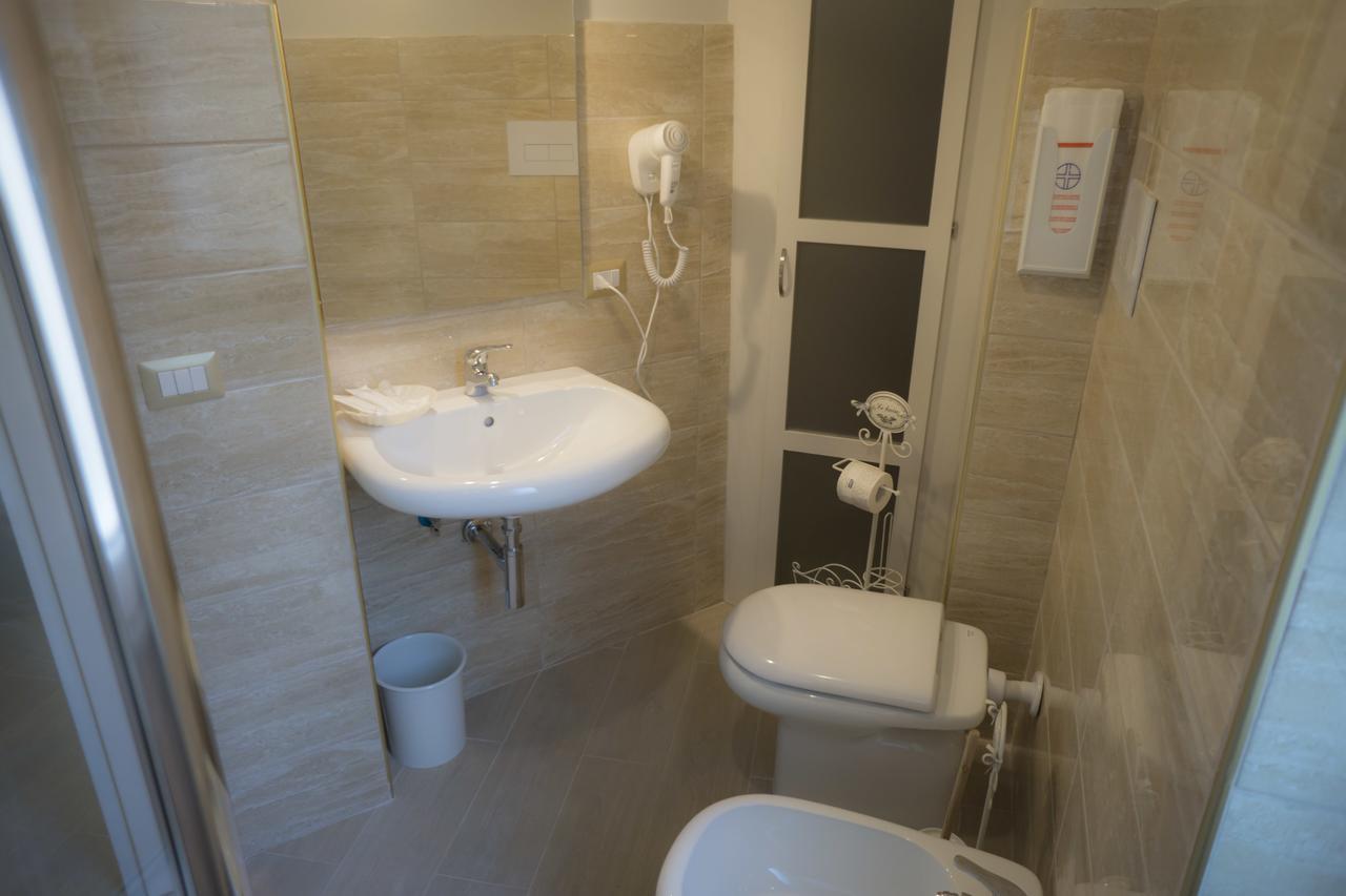 B&B Donna Ada Salerno Buitenkant foto