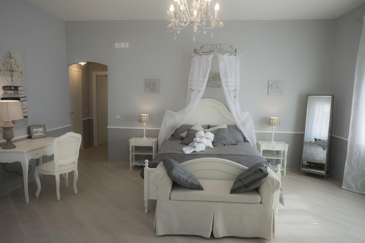 B&B Donna Ada Salerno Buitenkant foto