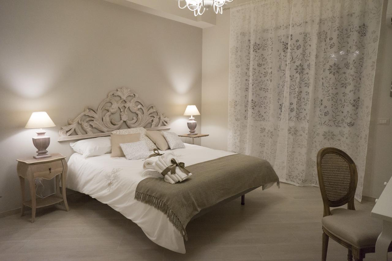B&B Donna Ada Salerno Buitenkant foto