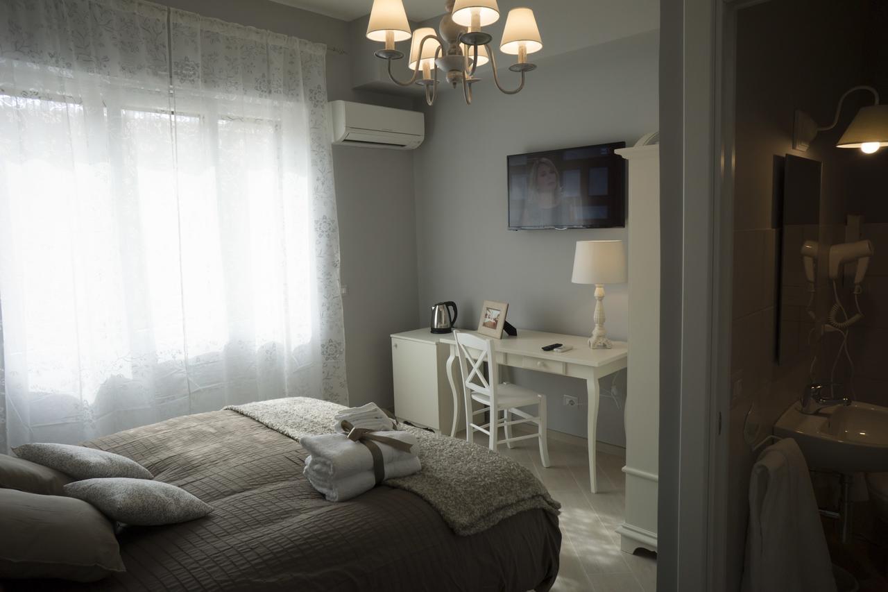 B&B Donna Ada Salerno Buitenkant foto